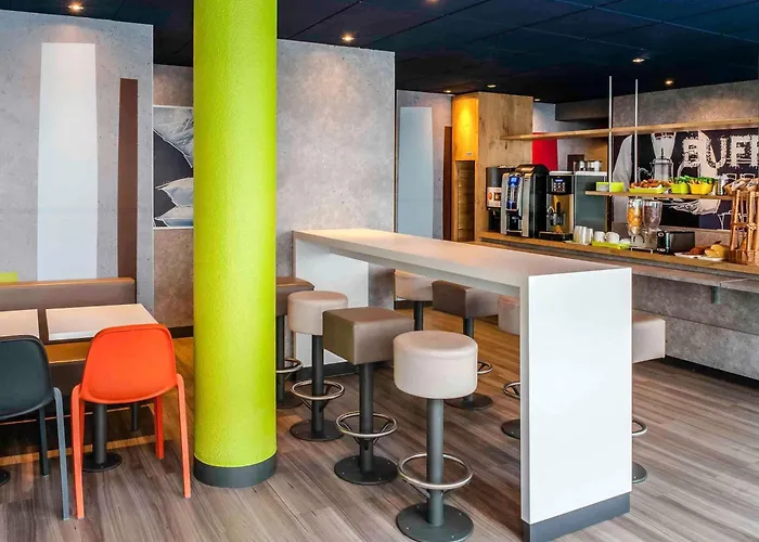 Ibis Budget Courbevoie Paris La Défense